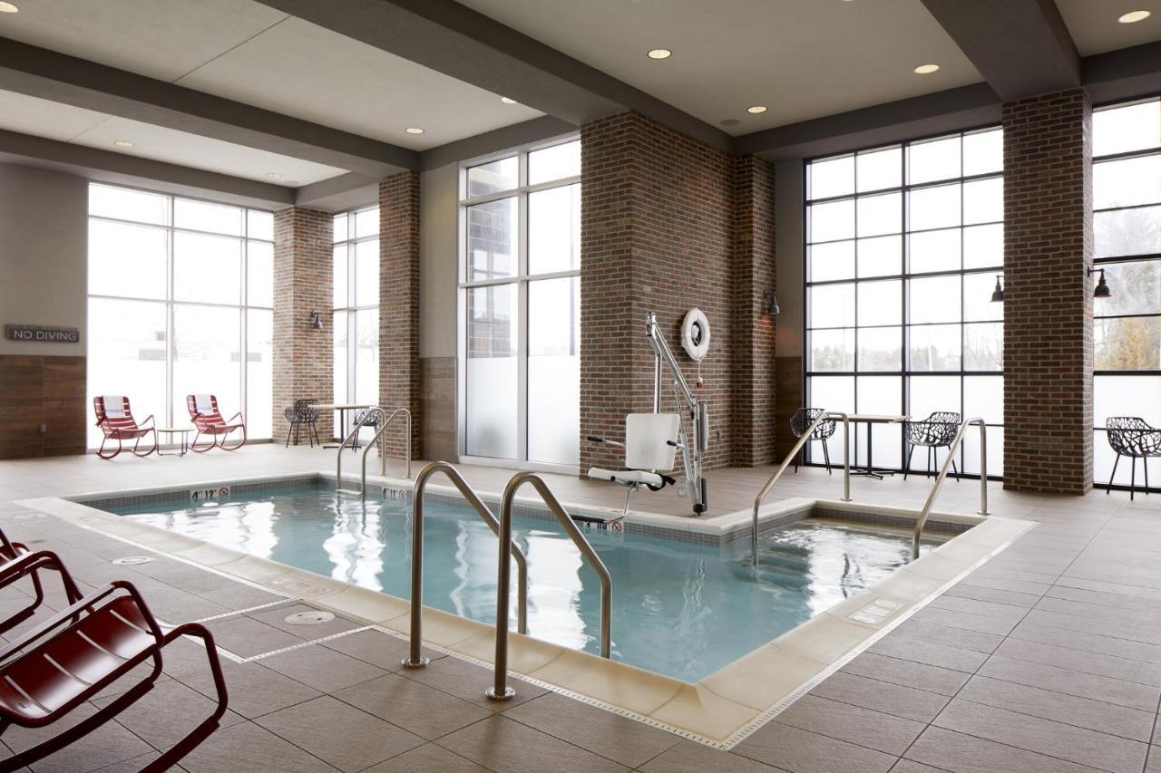 Archer Hotel Boston/Берлінгтон Екстер'єр фото