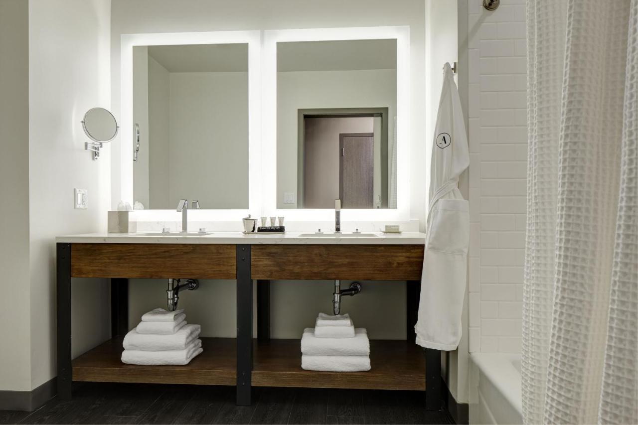 Archer Hotel Boston/Берлінгтон Екстер'єр фото